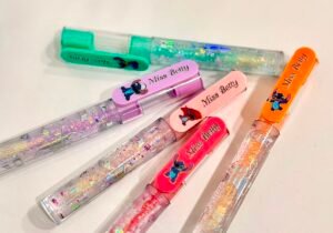 gloss de stitch